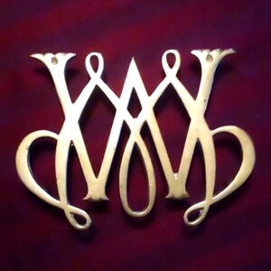 Williamsburg VA copper "W" trivet hot plate vintage 8" x 7" makers  marked